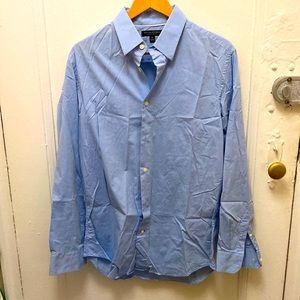 Men’s slim fit button shirt